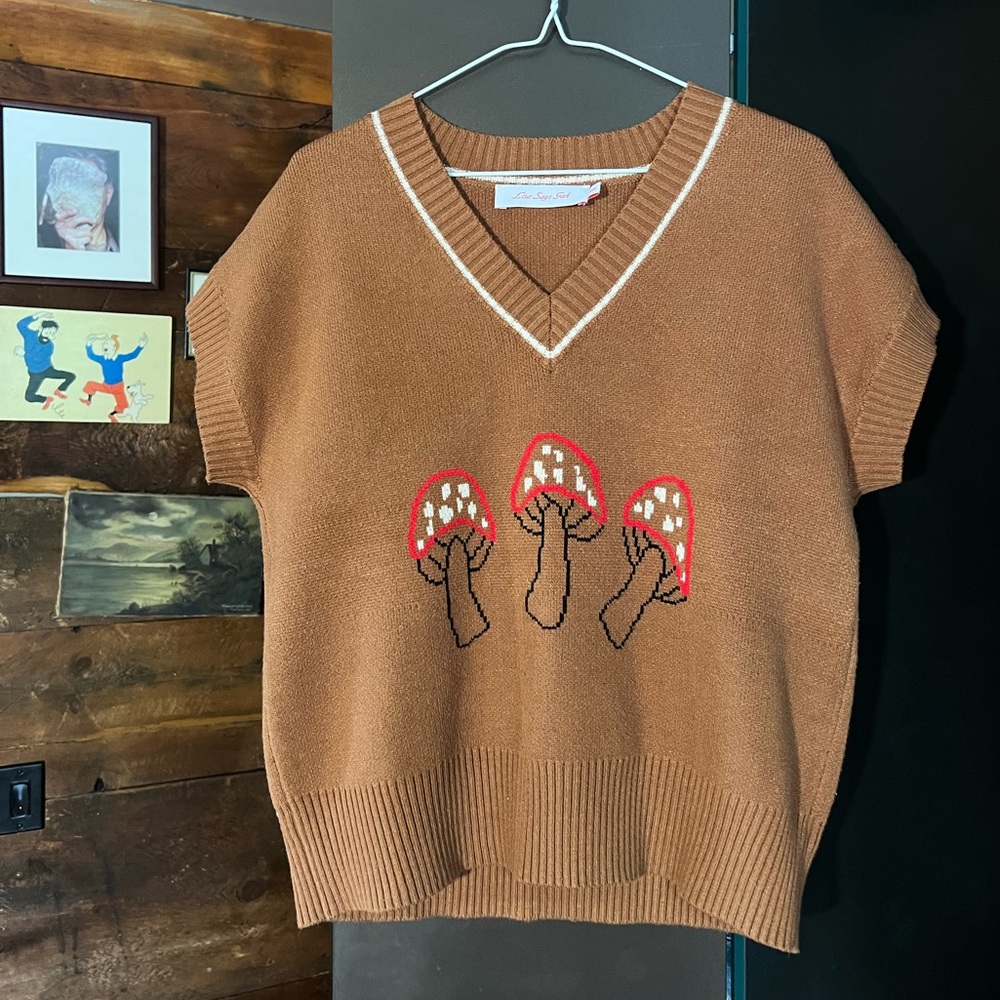 Lisa Says Gah Mushroom Sweater Vest